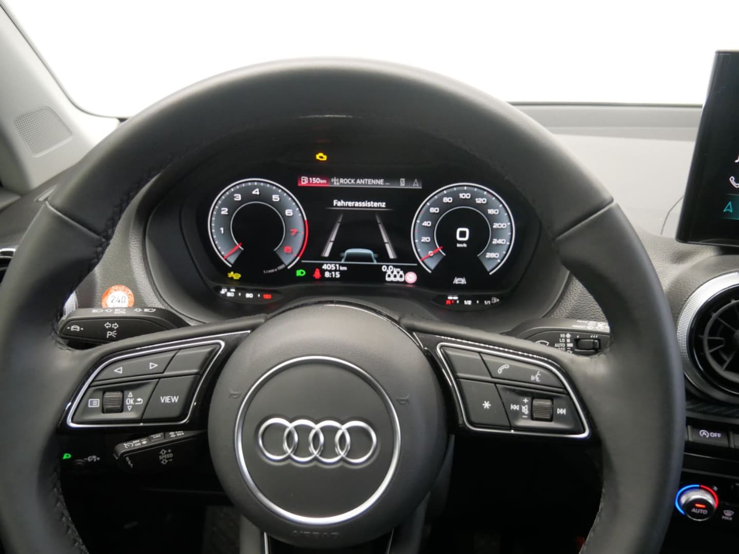 Bild über Audi Q2 advanced 30 TFSI Schaltgetriebe - für weitere Informationen kontaktieren Sie den Audi Partner