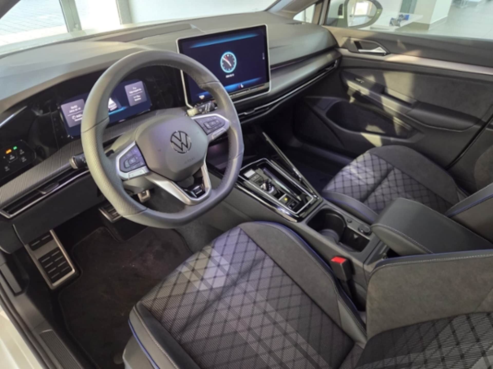 Volkswagen Golf Variant R-Line
