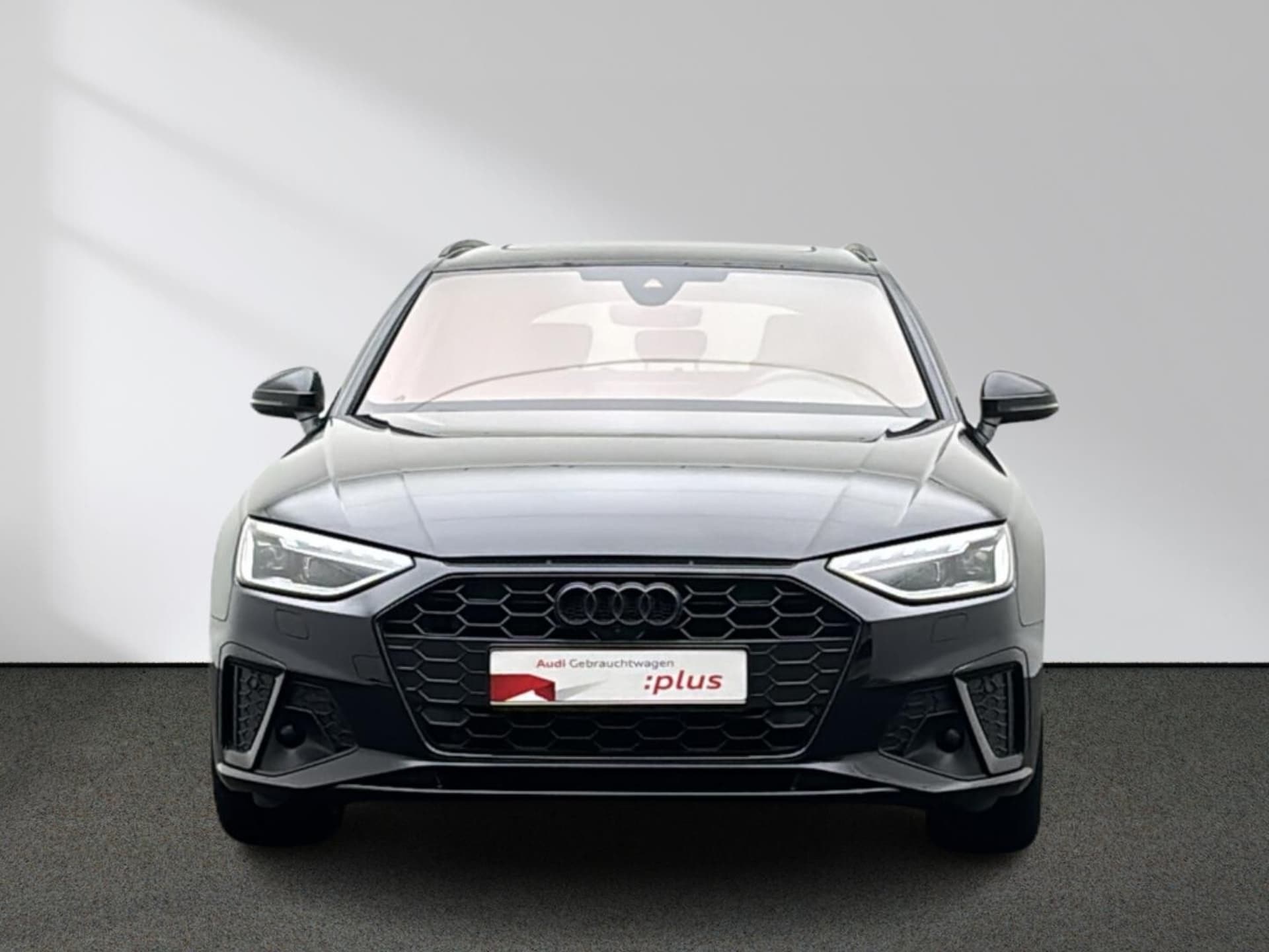 Audi A4 Avant S line
