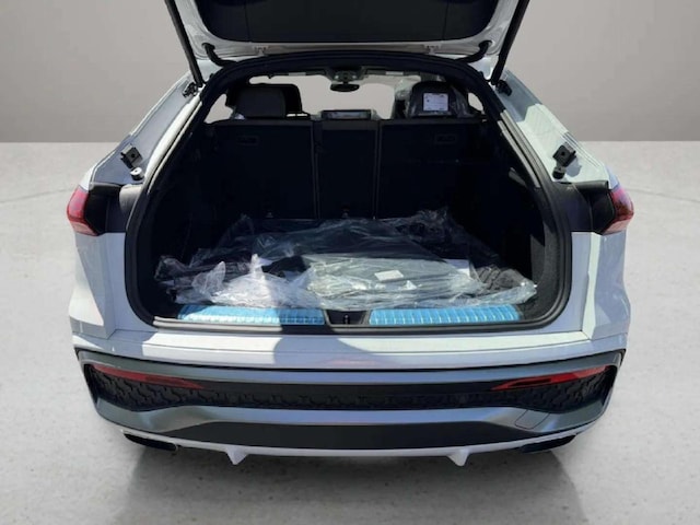 2026 Audi Q5 Sportback Premium Plus - Photo 14