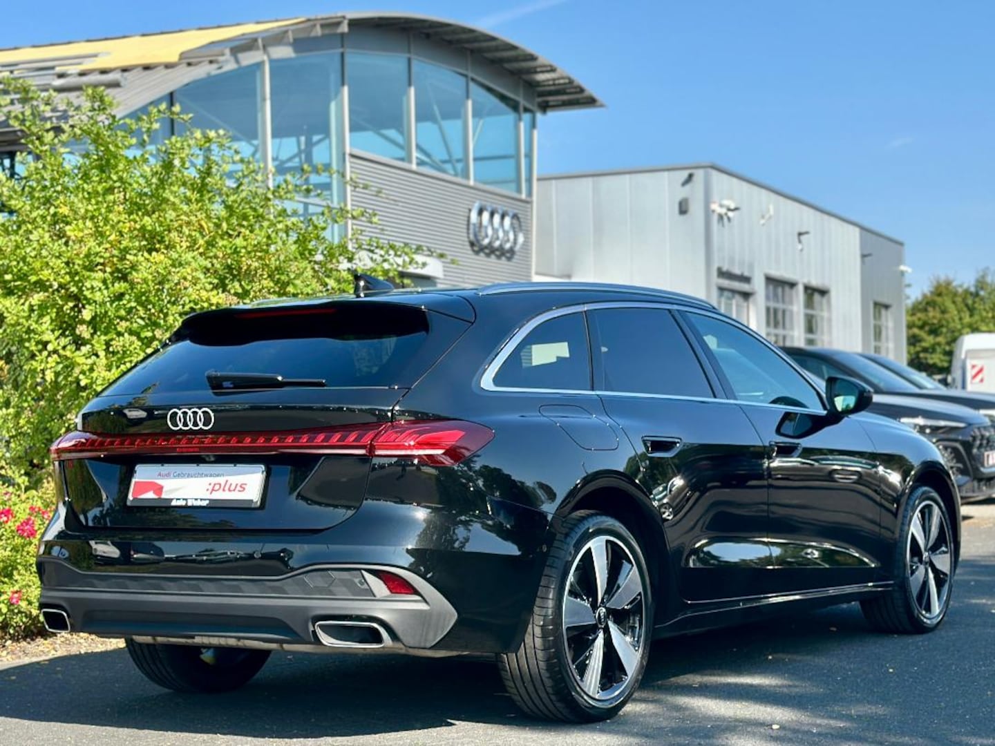 Bild über Audi A5 Avant TFSI S tronic - für weitere Informationen kontaktieren Sie den Audi Partner