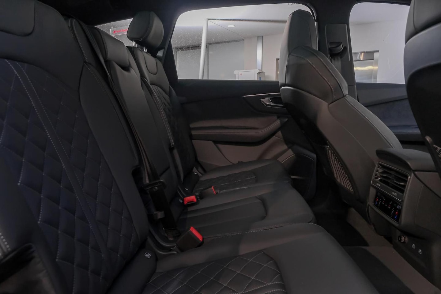 Image about Audi SQ7 SUV TFSI quattro tiptronic