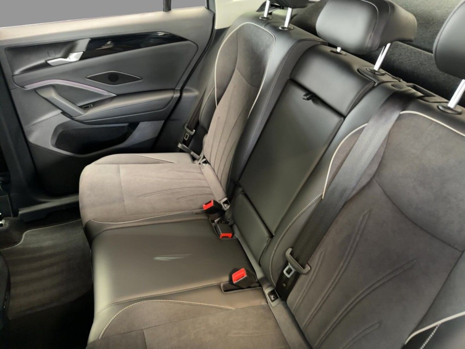 Volkswagen Tiguan – Bild 8