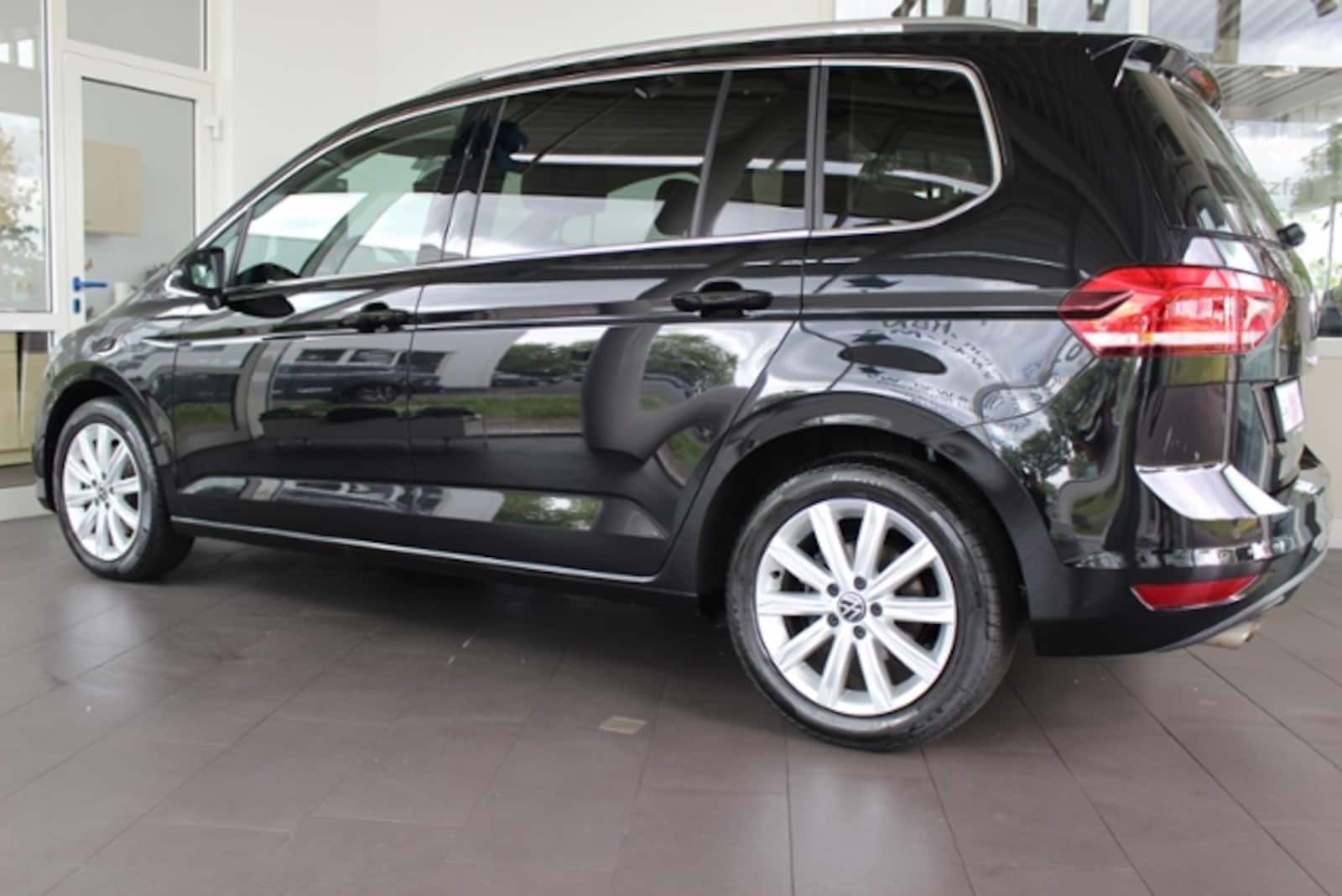 Volkswagen Touran – Bild 6