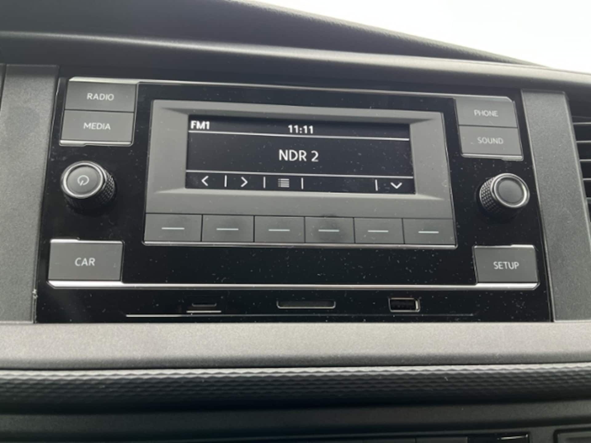 Volkswagen T6.1 Transporter Kombi langer Radstand