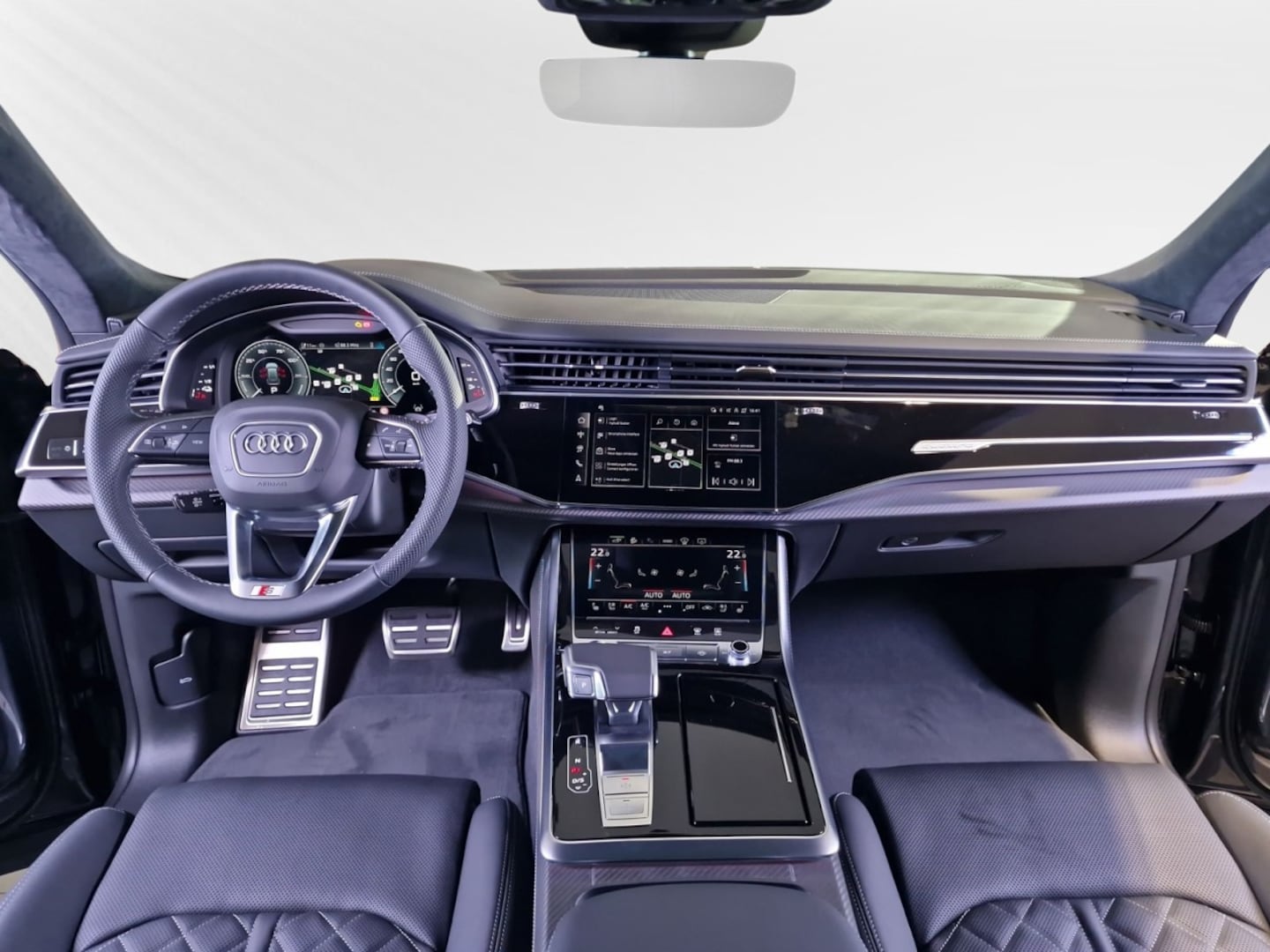 Bild über Audi Q8 SUV TFSI e S line business TFSI e quattro 360 kW tiptronic - für weitere Informationen kontaktieren Sie den Audi Partner