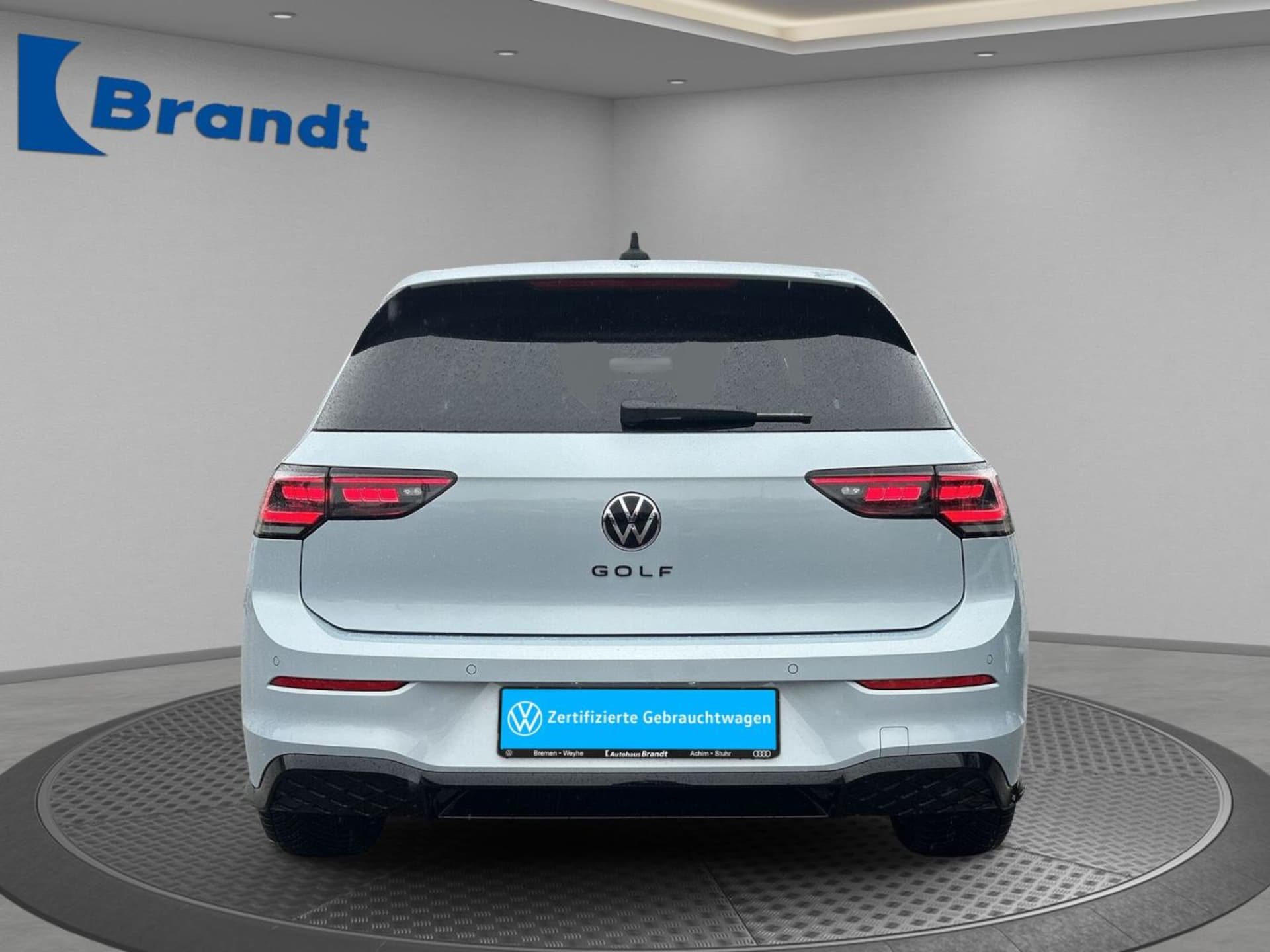 Volkswagen Golf R-Line
