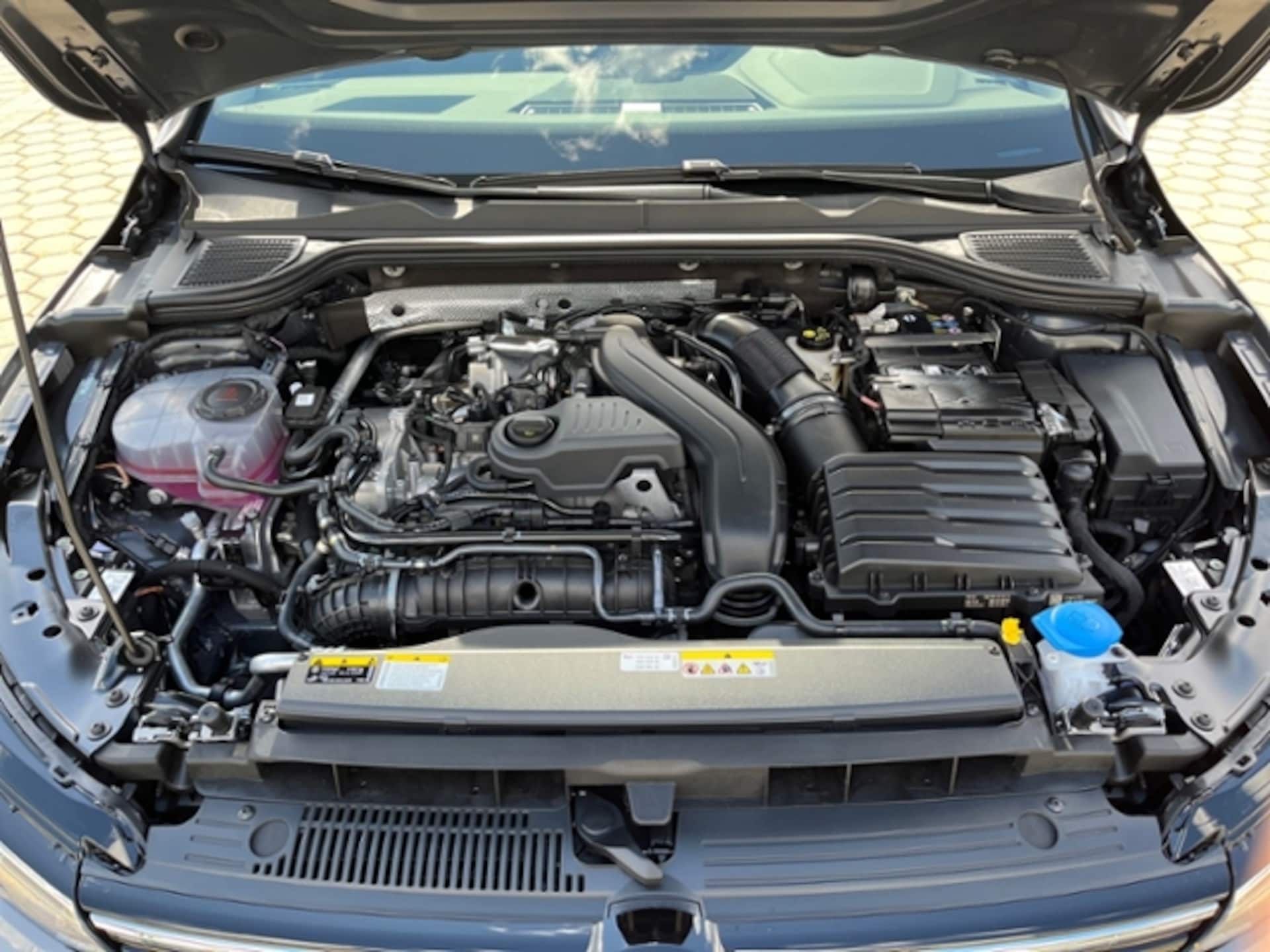 Volkswagen Golf Variant Style