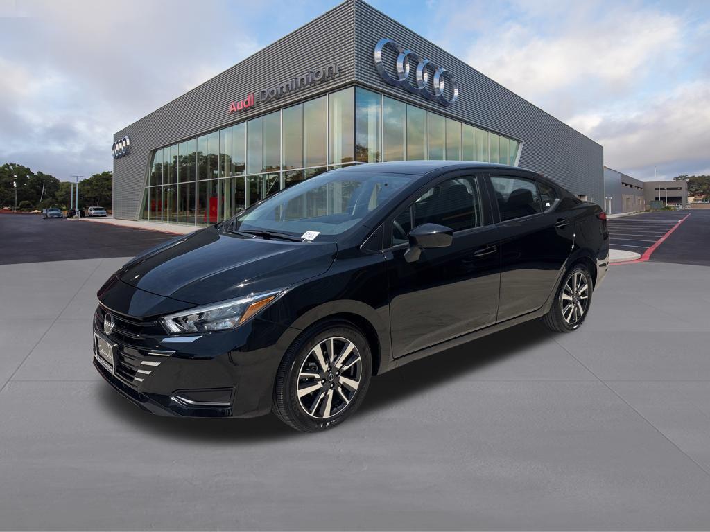 2025 Nissan Versa 1.6 SV CVT's photo