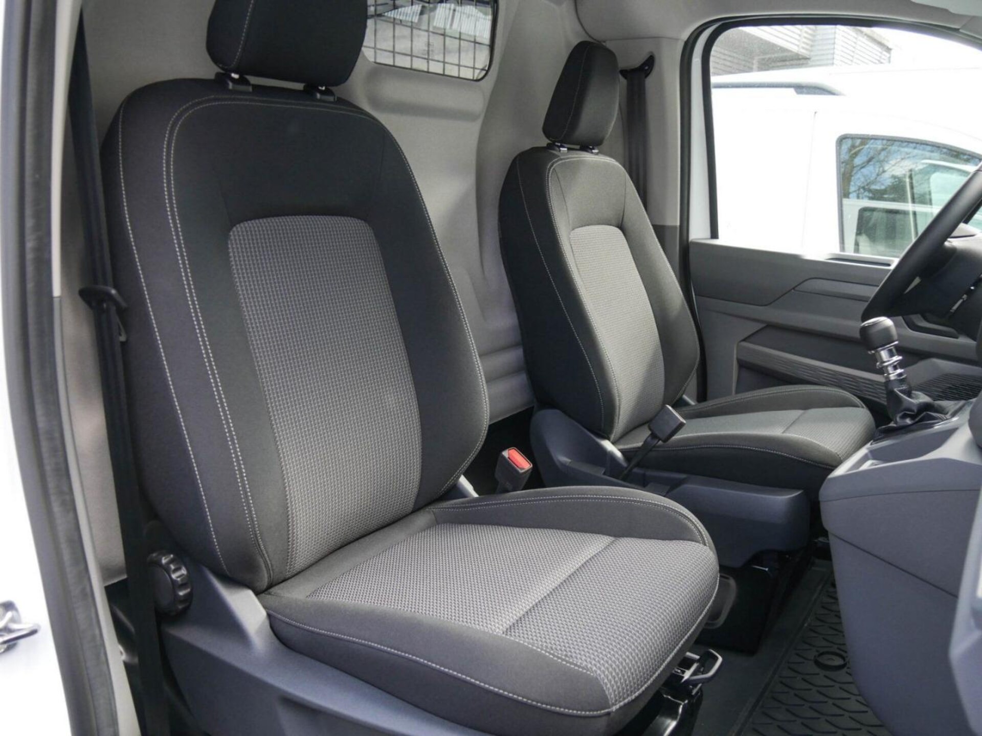 Volkswagen Transporter Kasten langer Radstand