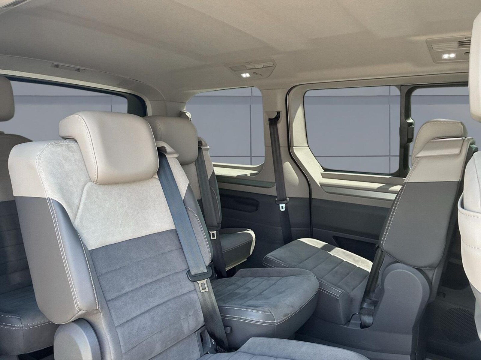 Volkswagen Multivan – Bild 10