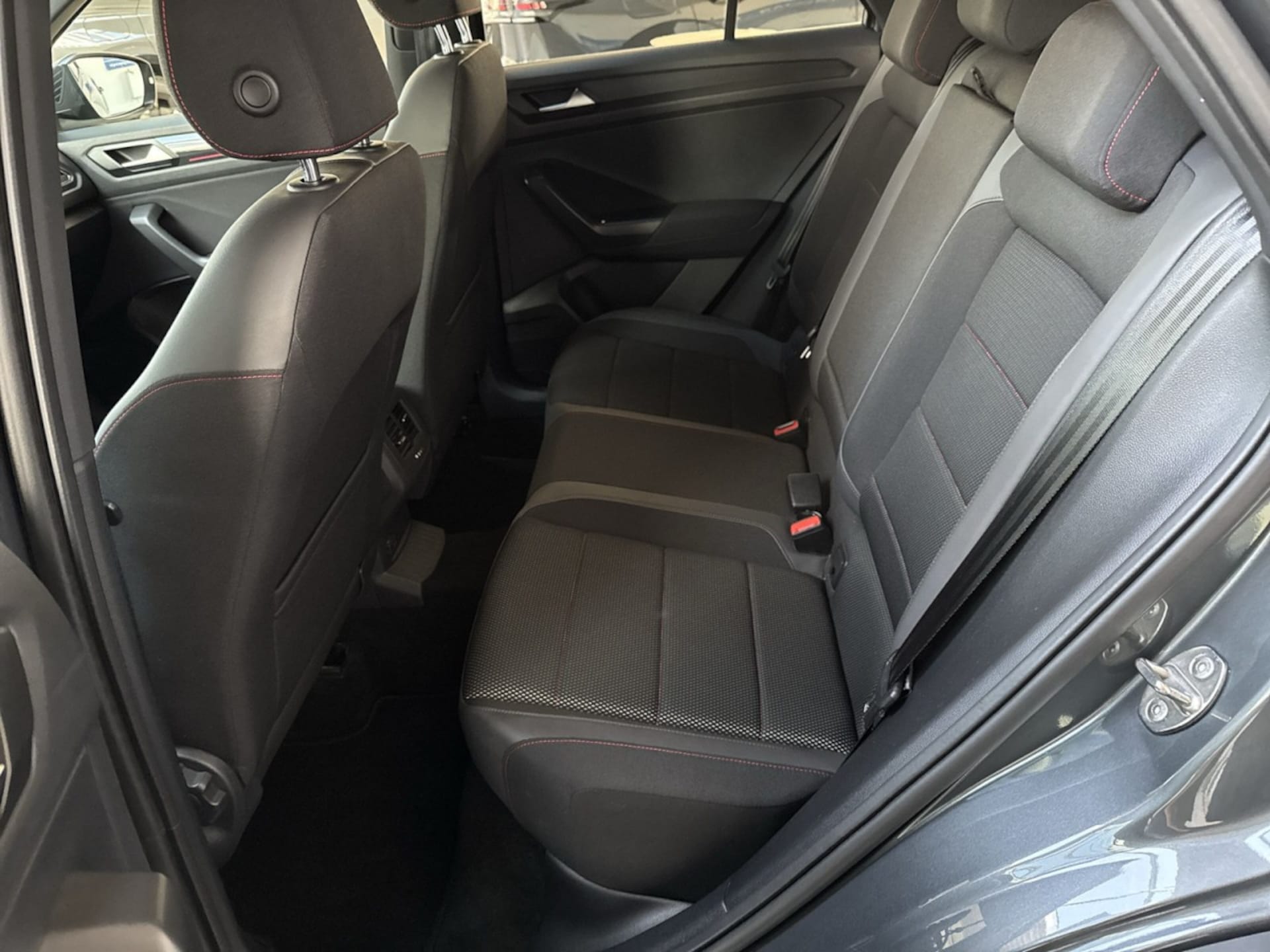 Volkswagen T-Roc Sport