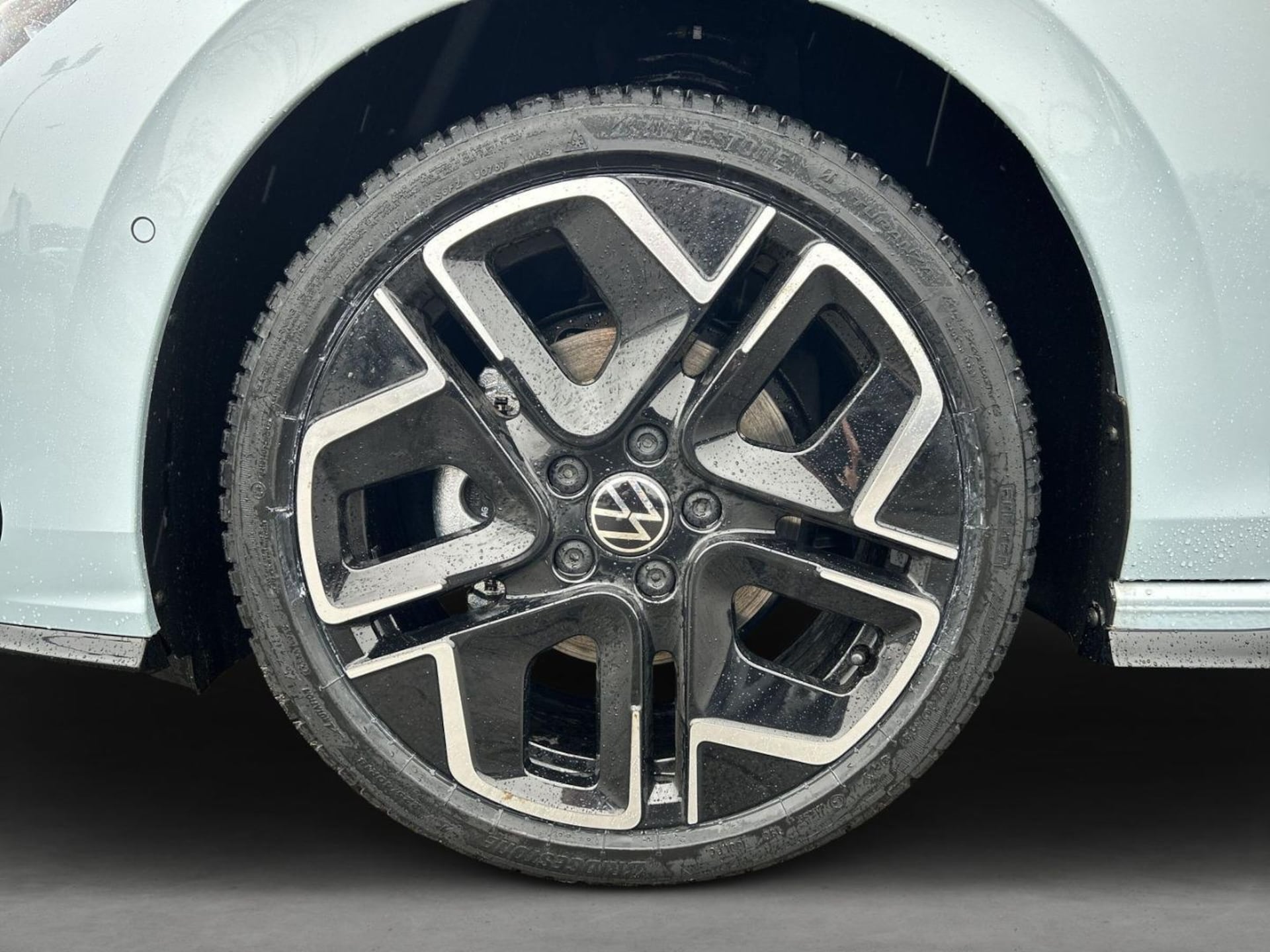 Volkswagen Golf R-Line