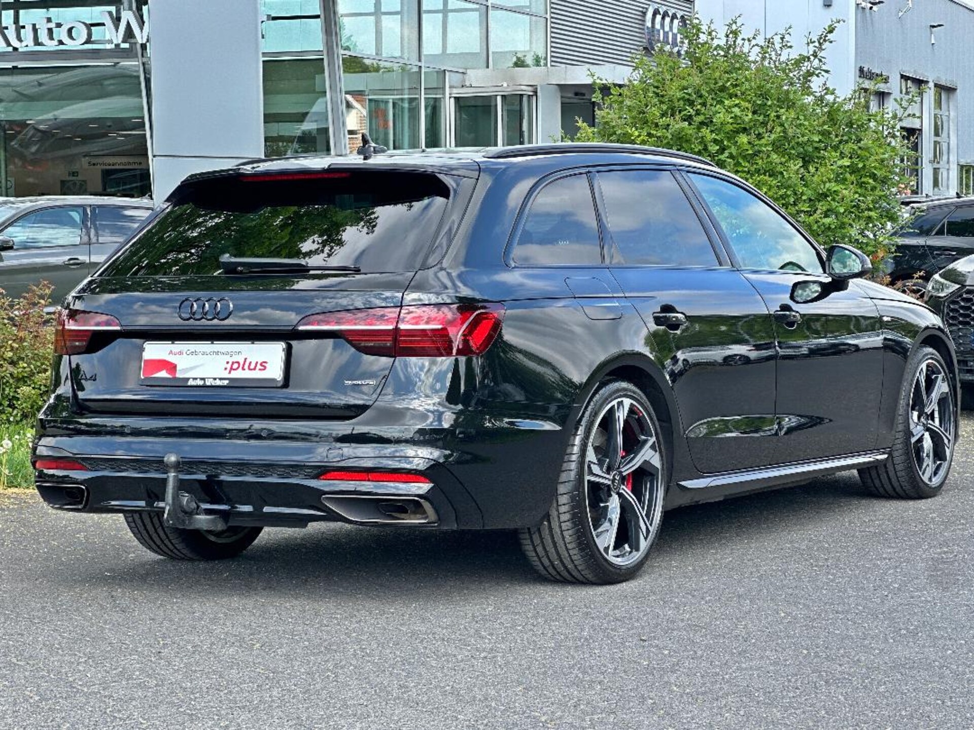 Audi A4 Avant S line