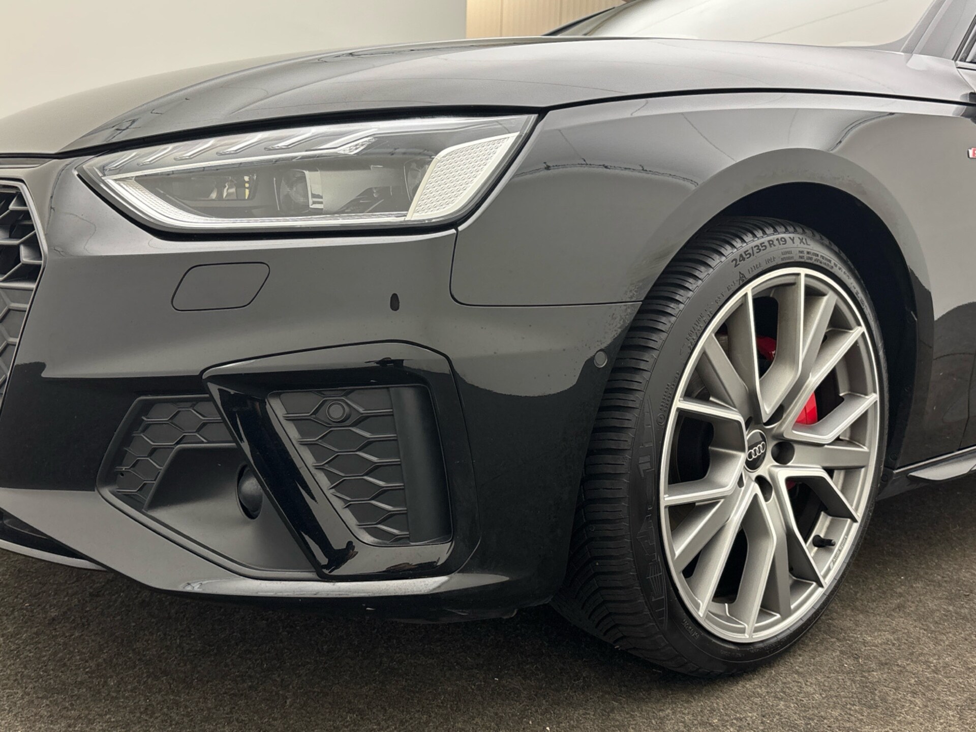 Audi A4 Avant S line