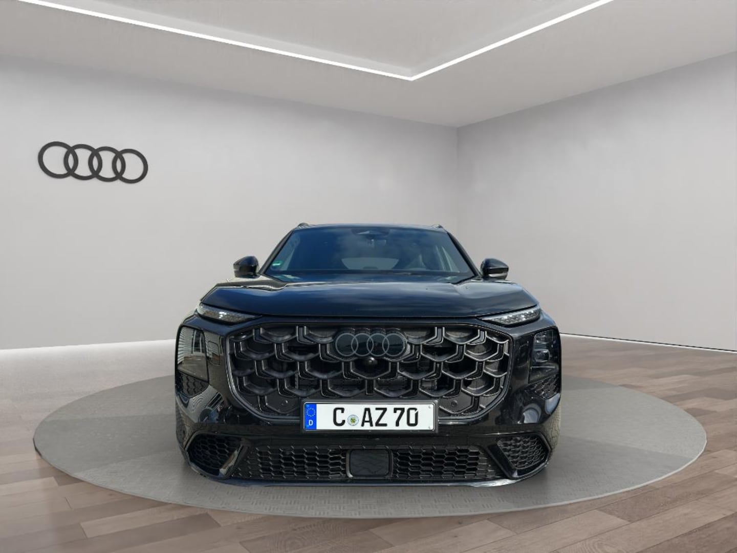 Bild über Audi Q7 SUV TDI quattro 220 kW tiptronic - für weitere Informationen kontaktieren Sie den Audi Partner