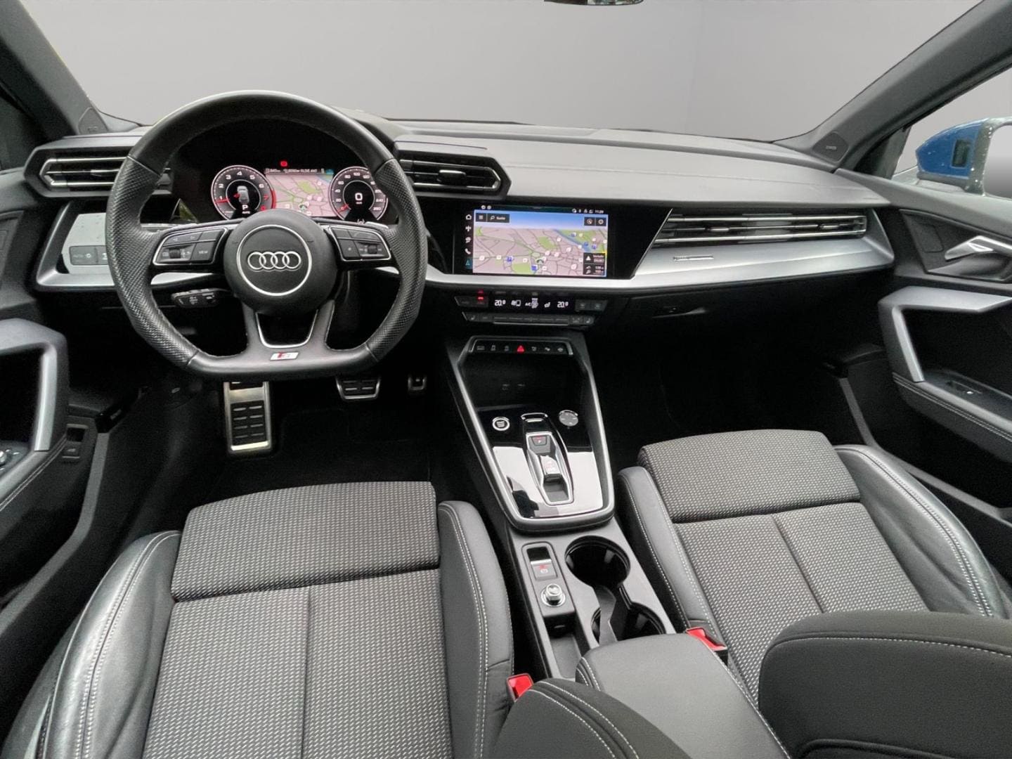 Bild über Audi A3 Sportback S line 35 TFSI S tronic - für weitere Informationen kontaktieren Sie den Audi Partner
