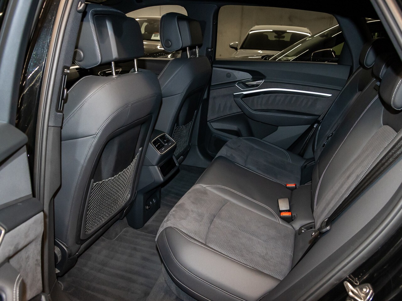 Image about Audi Q8 e-tron advanced 55 e-tron quattro