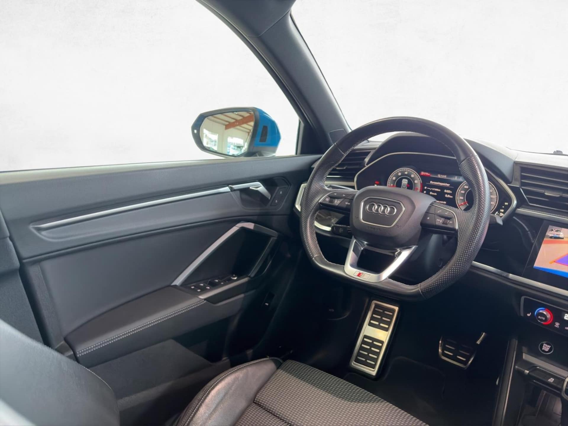 Audi Q3 SUV S line