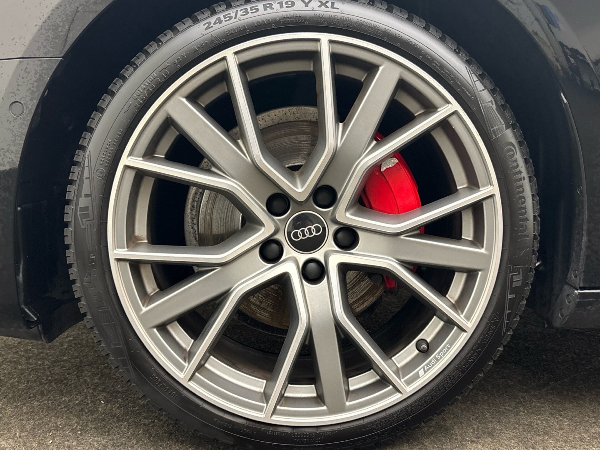Audi A4 Avant S line
