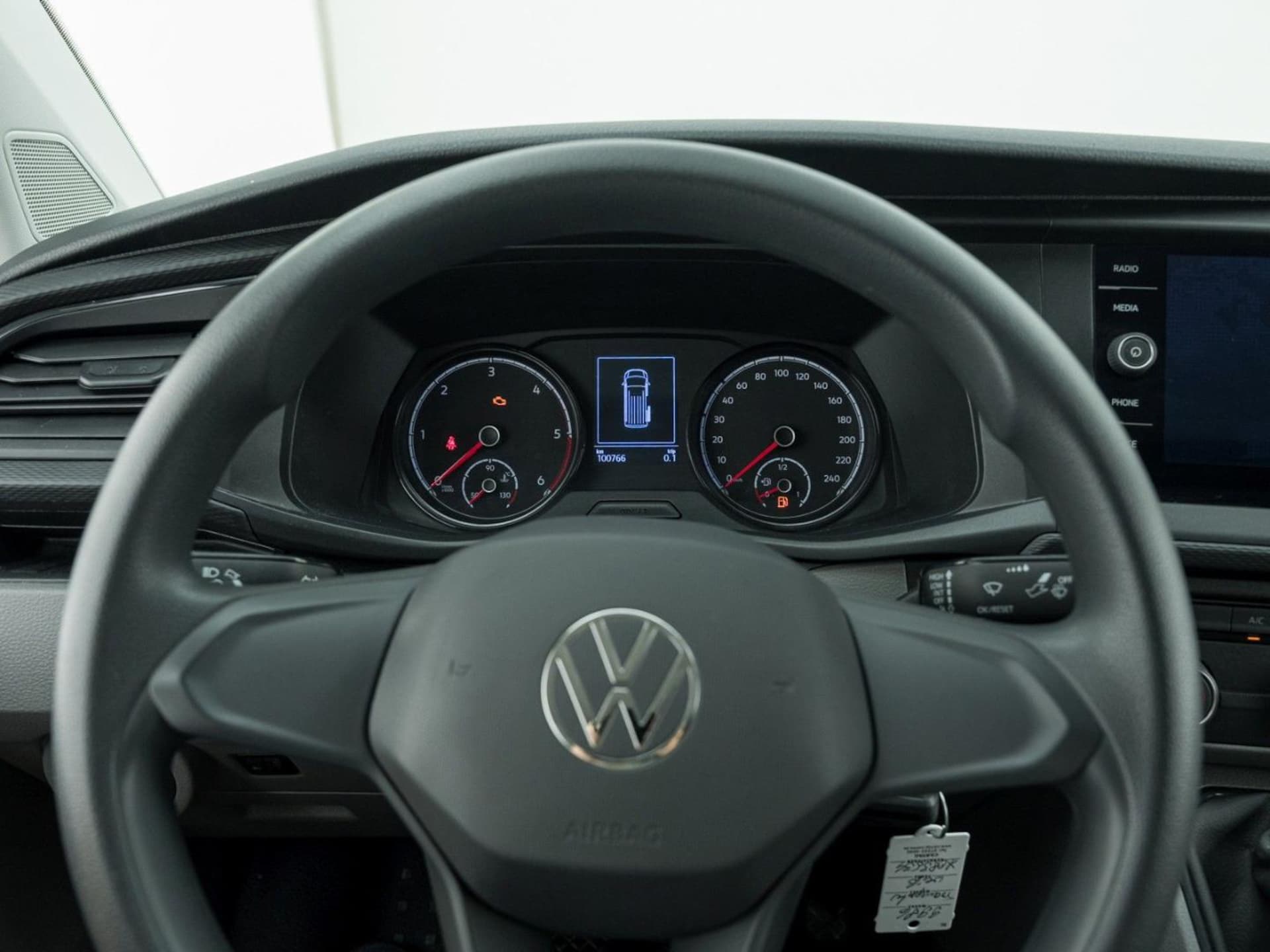 Volkswagen T6.1 Transporter Kasten langer Radstand