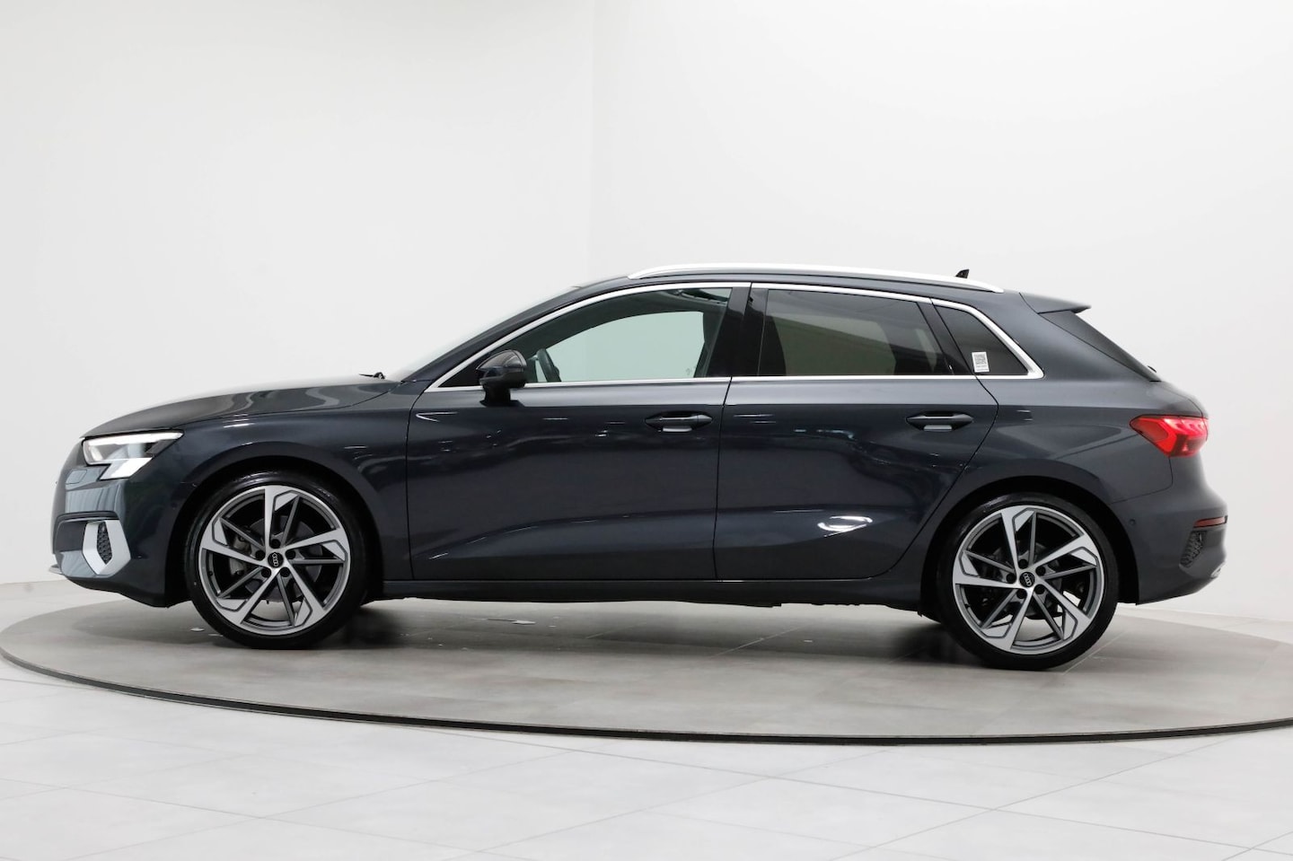 Bild über Audi A3 Sportback advanced 35 TFSI S tronic - für weitere Informationen kontaktieren Sie den Audi Partner