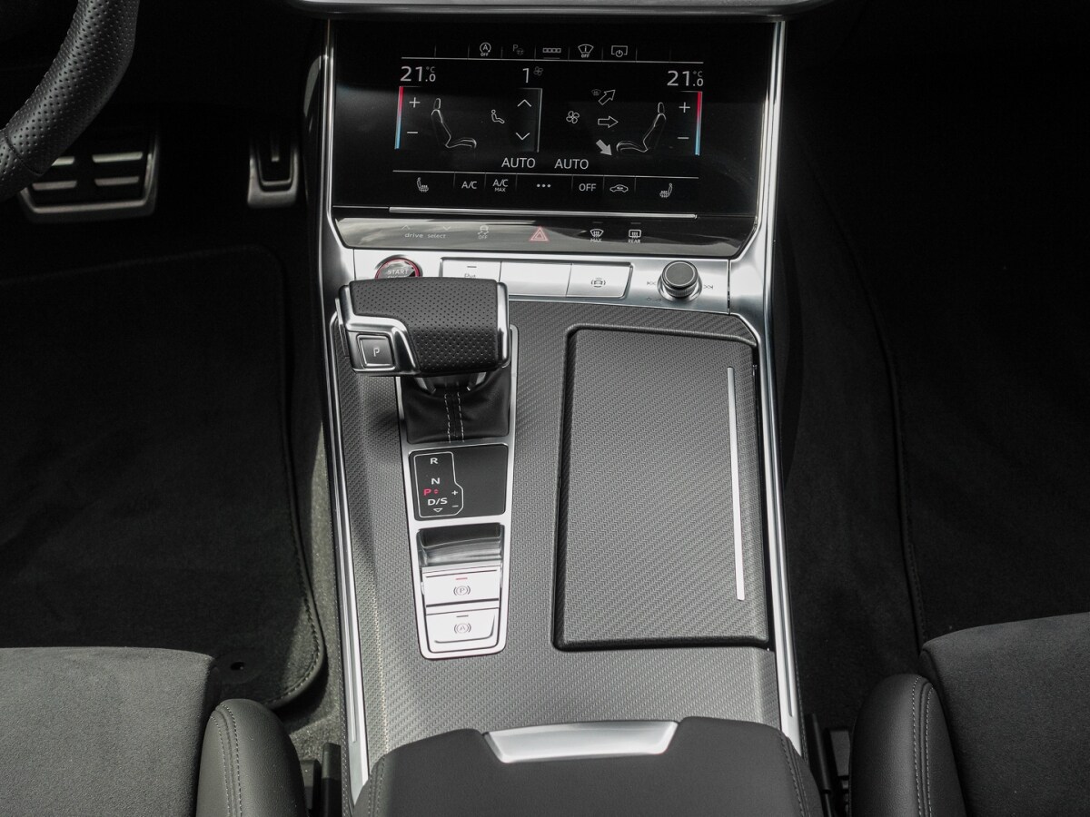 Image about Audi RS 6 Avant performance TFSI quattro tiptronic