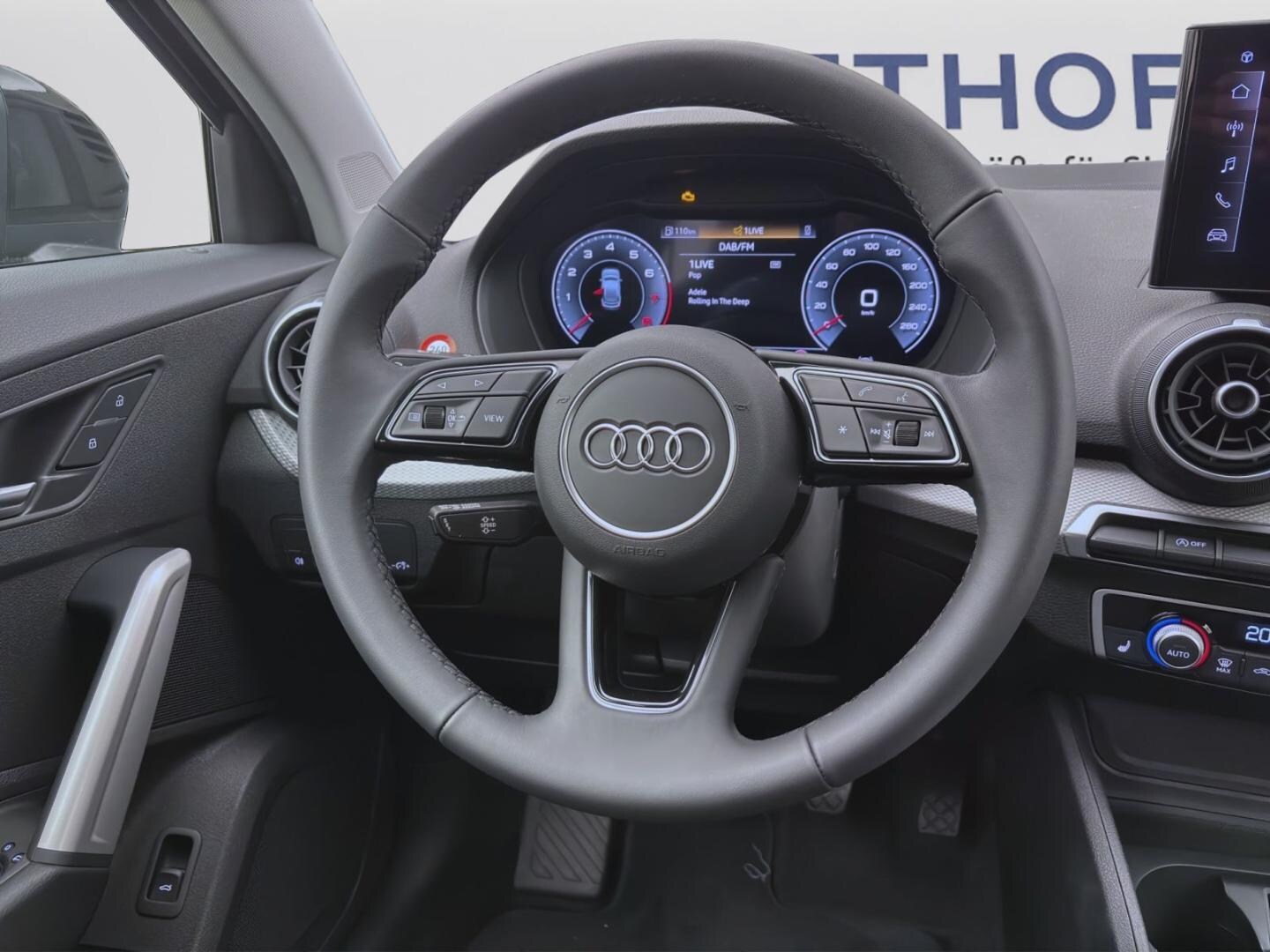 Bild über Audi Q2 30 TFSI Schaltgetriebe - für weitere Informationen kontaktieren Sie den Audi Partner