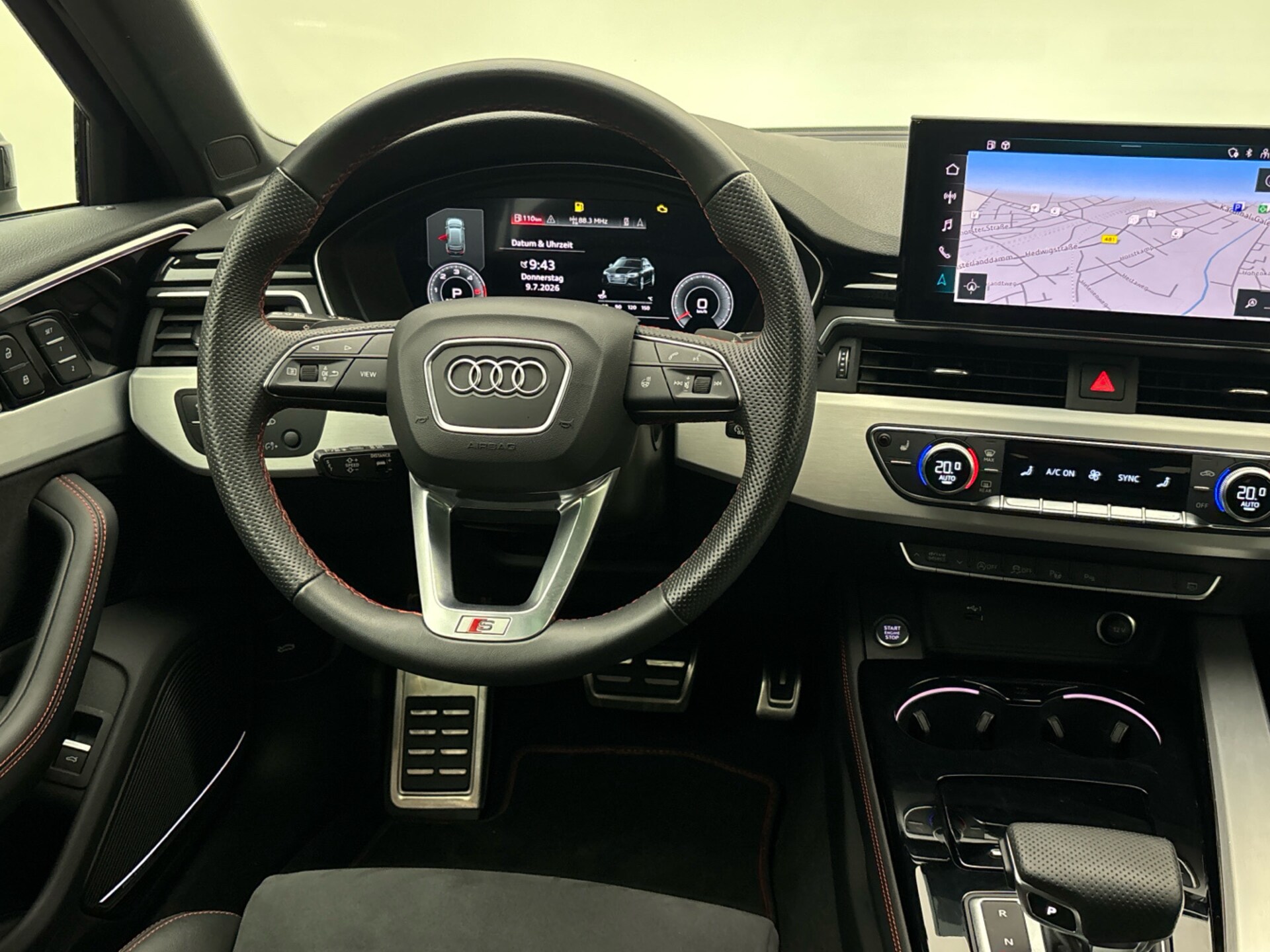 Audi A4 Avant S line