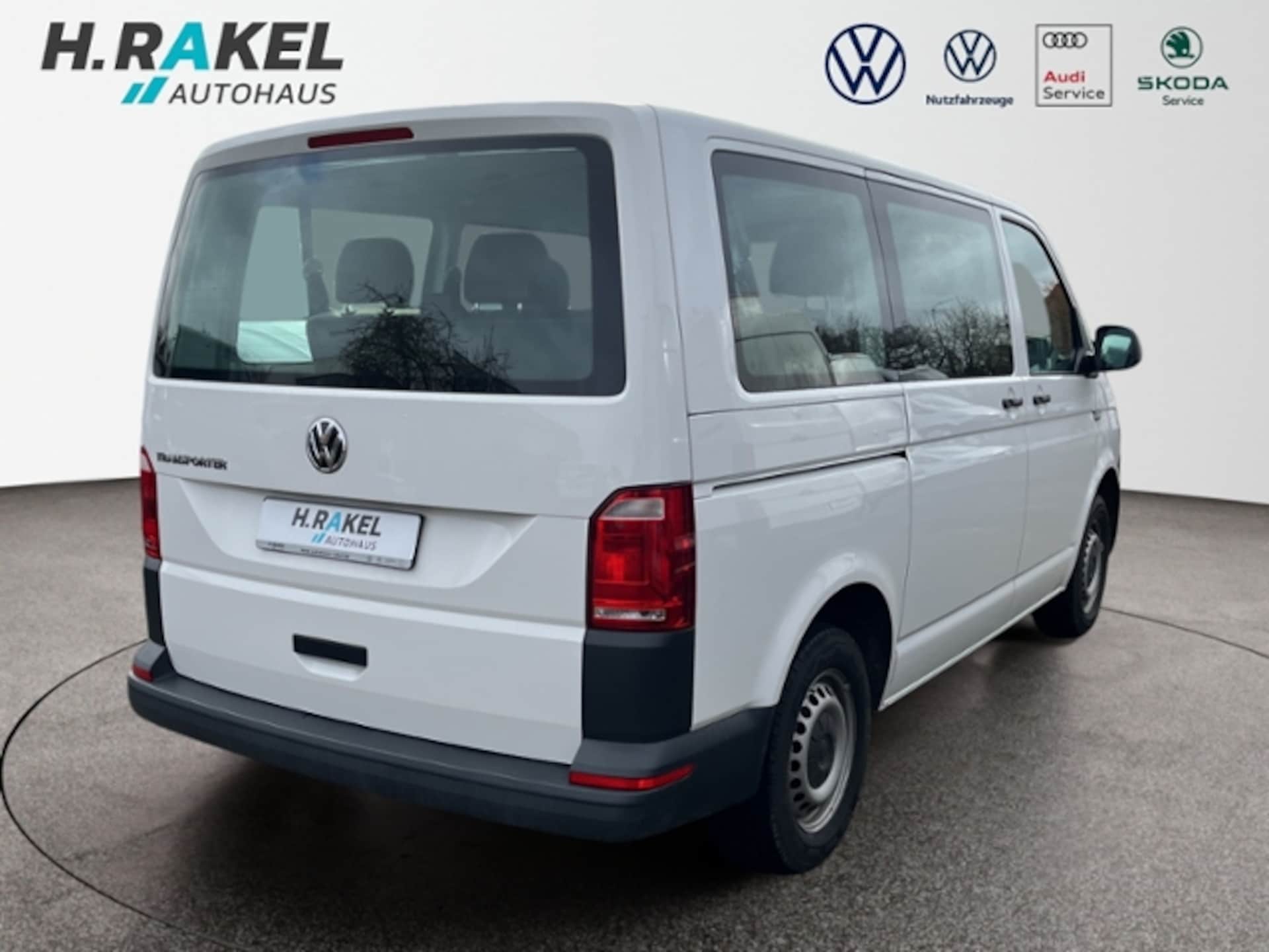 Volkswagen T6 Transporter Kombi kurzer Radstand