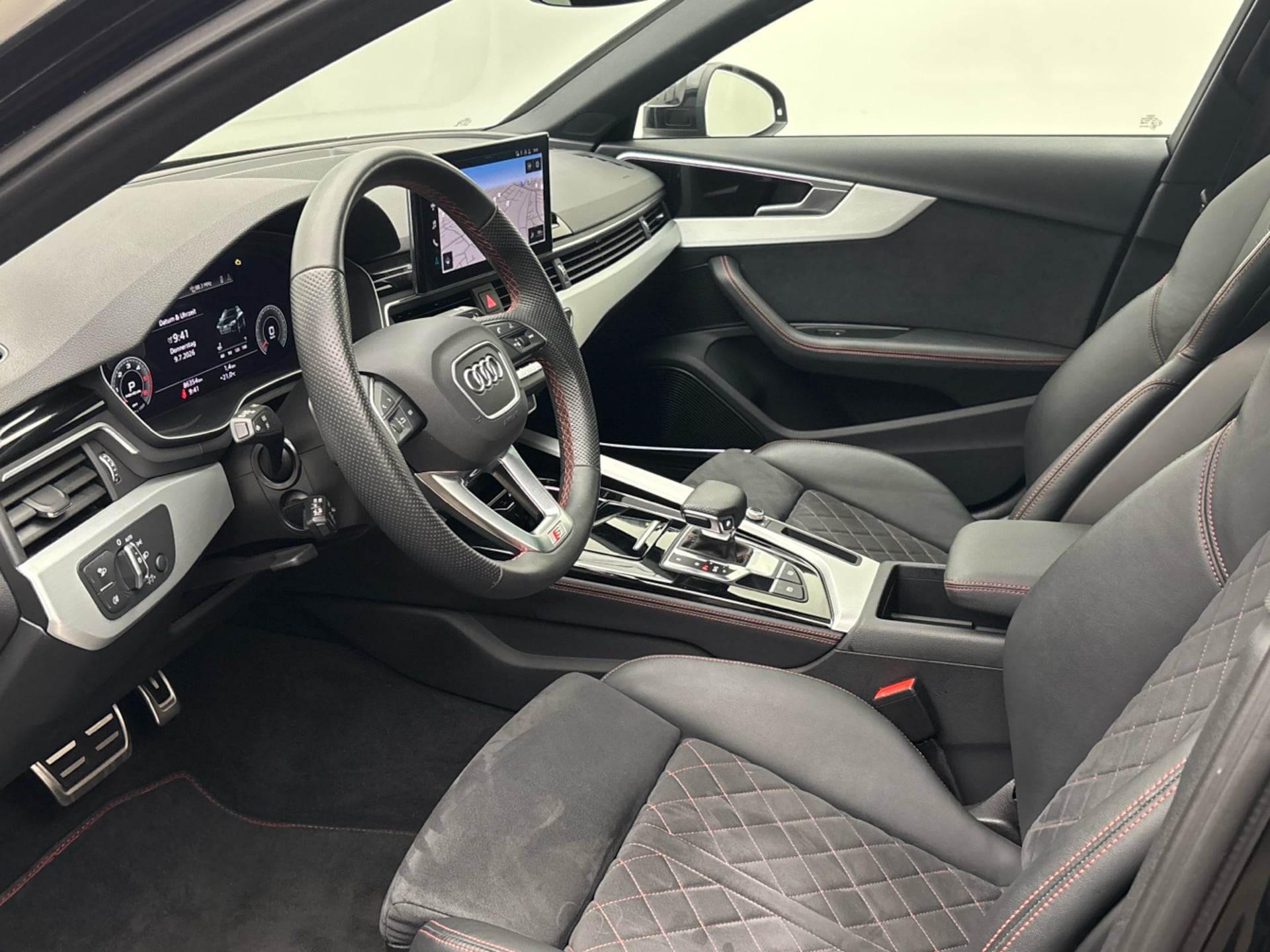 Audi A4 Avant S line