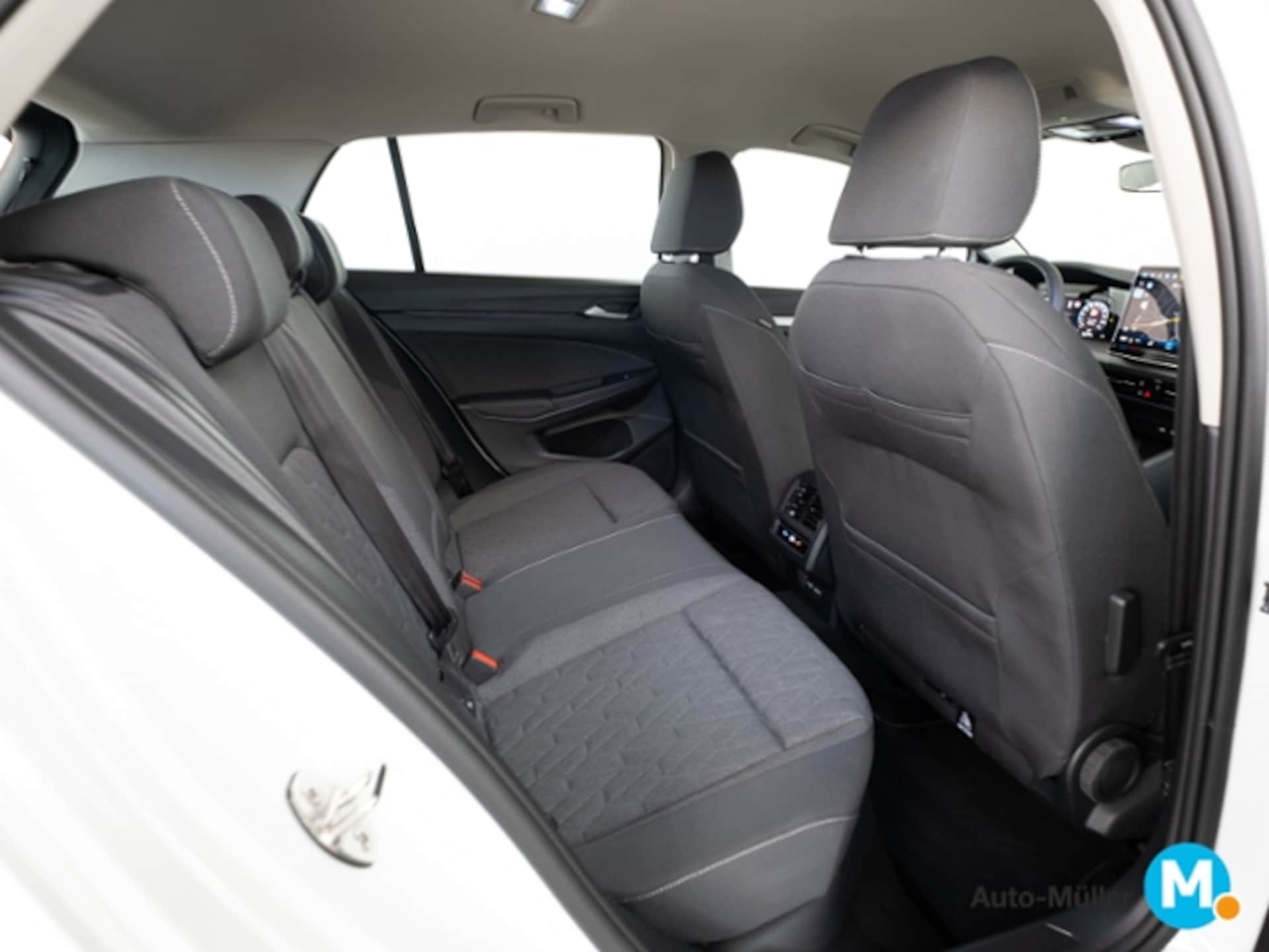 Volkswagen Golf Life