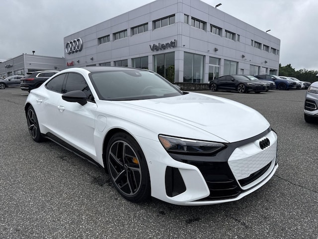 Photo of 2023 Audi RS e-tron GT 