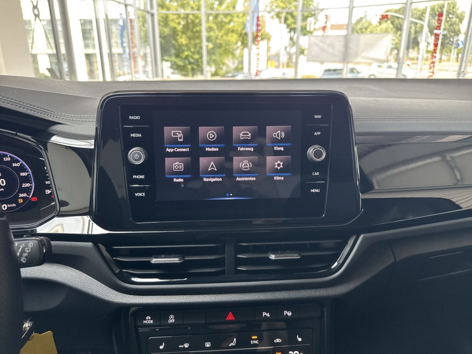 Volkswagen T-Roc – Bild 10