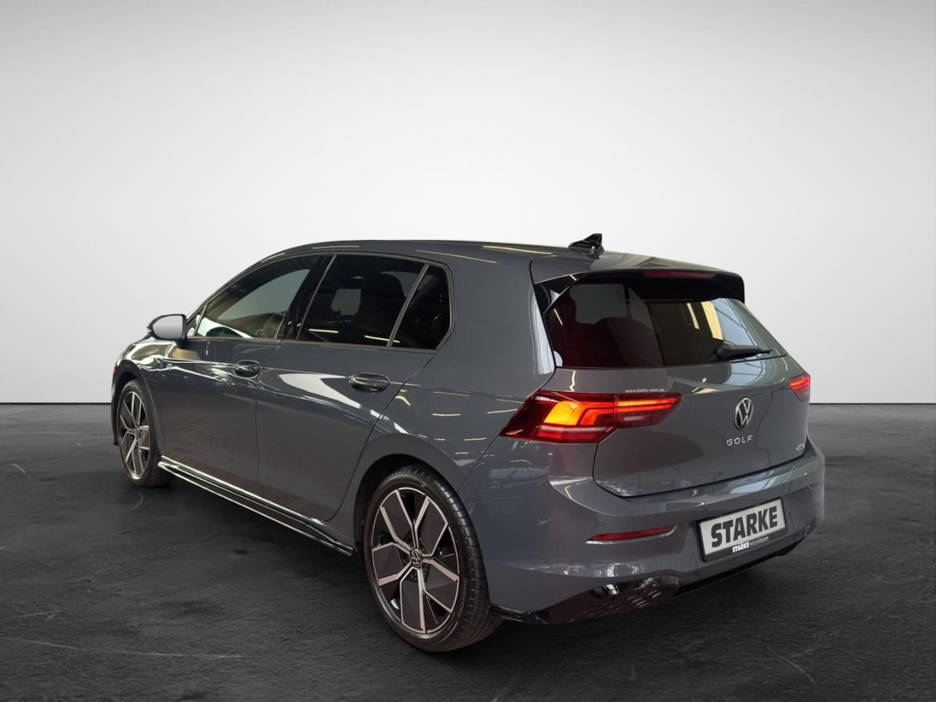 Volkswagen Golf R-Line