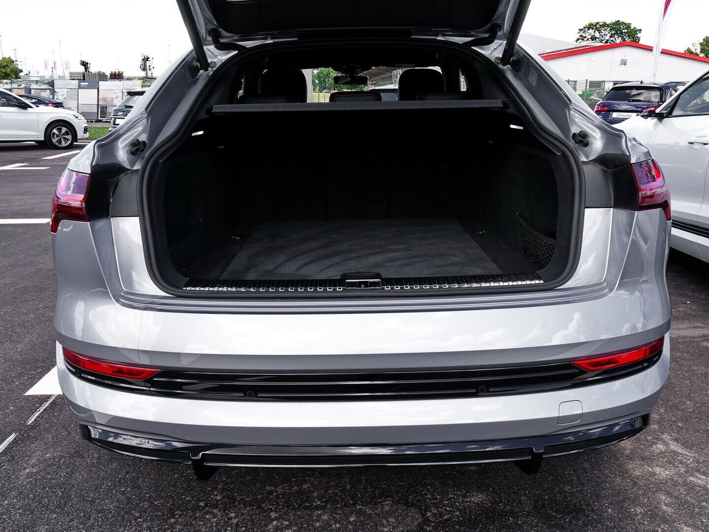 Image about Audi e-tron S Sportback S e-tron quattro
