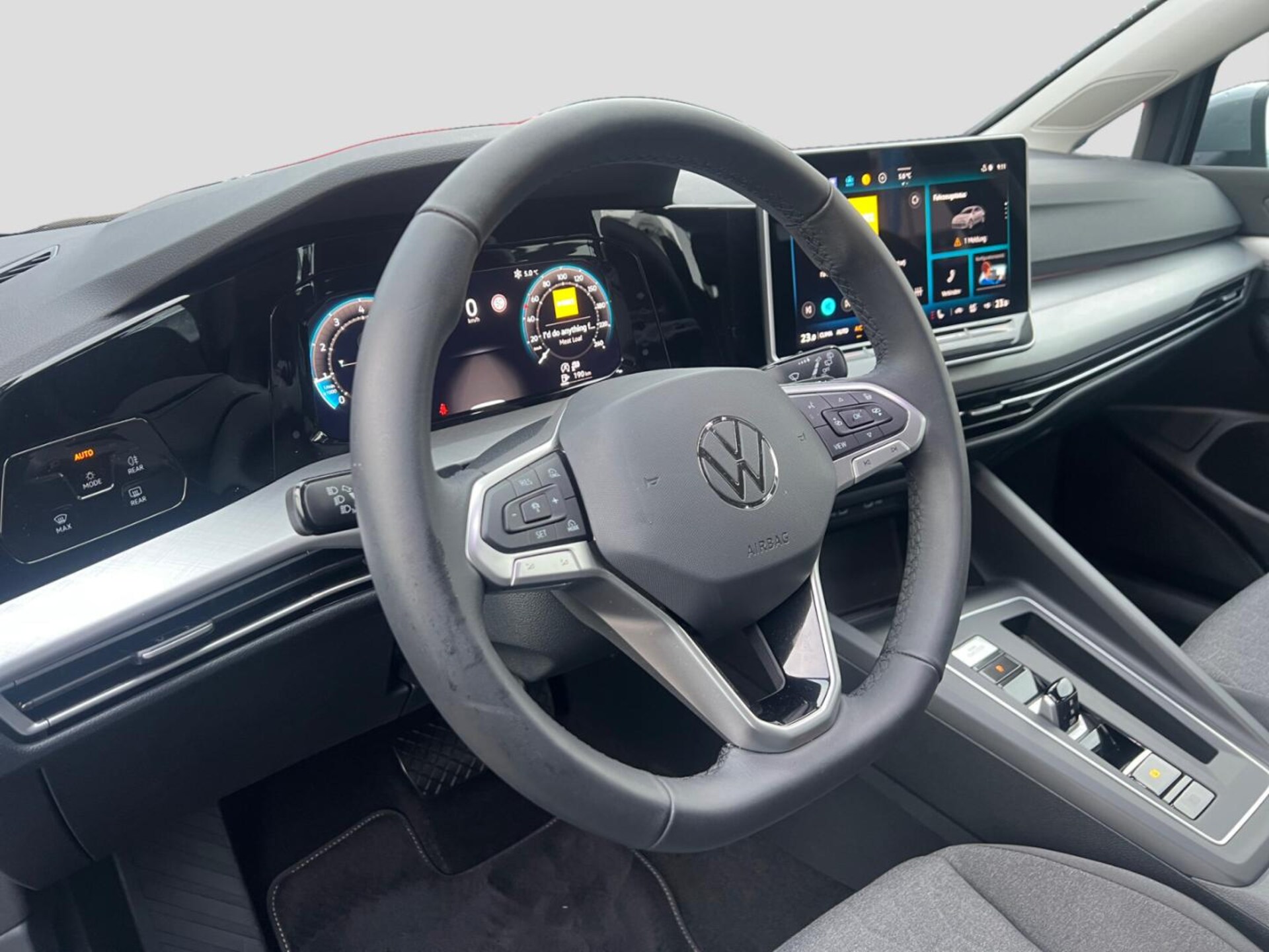 Volkswagen Golf Life