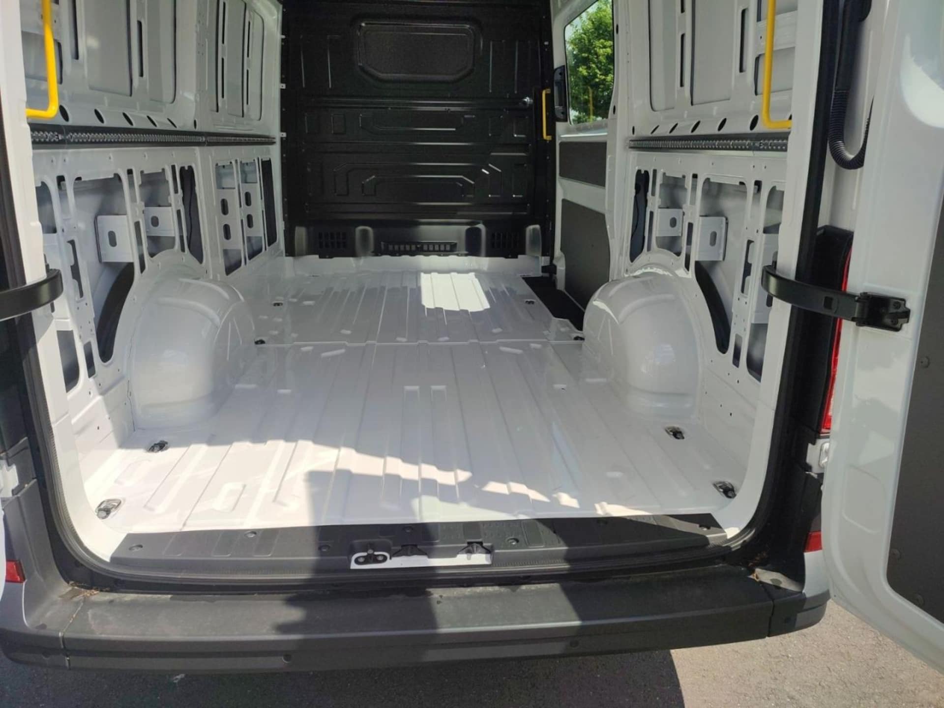 Volkswagen Crafter Kasten mittlerer Radstand