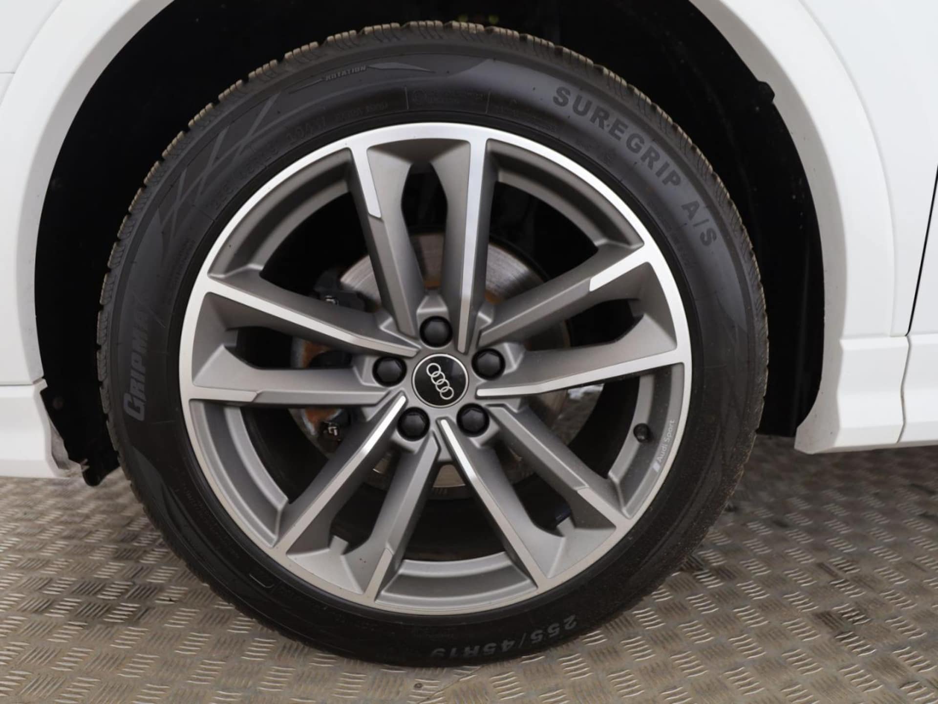 Audi Q3 SUV S line