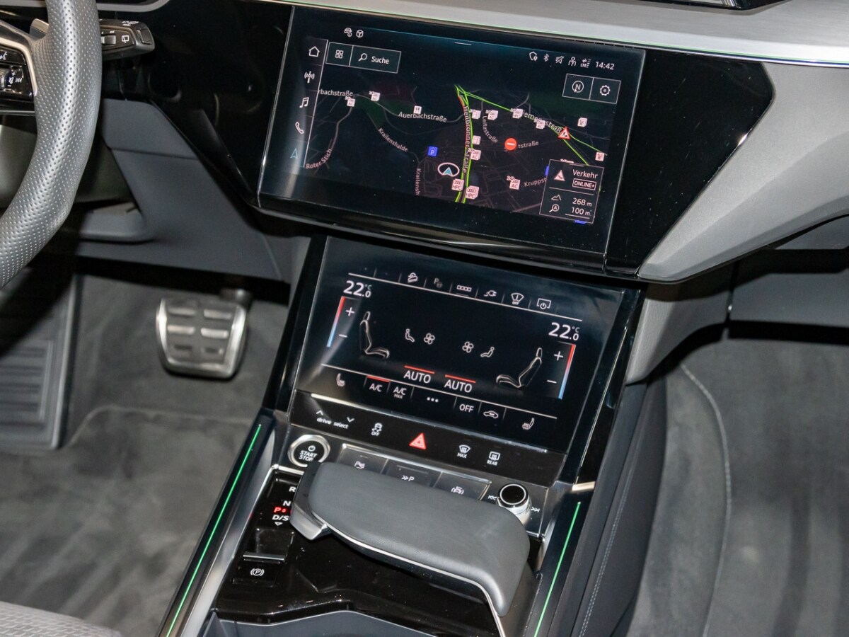 Image about Audi Q8 e-tron advanced 55 e-tron quattro