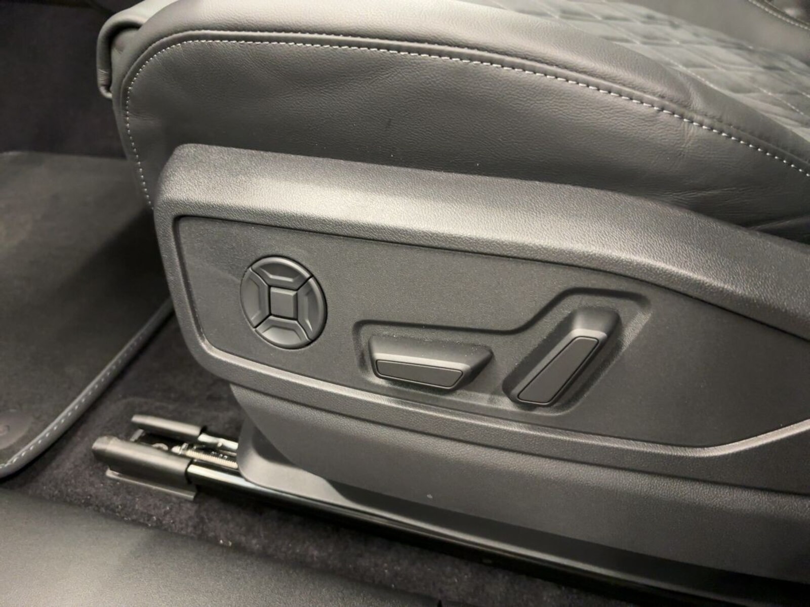 Audi Q5 – Bild 16