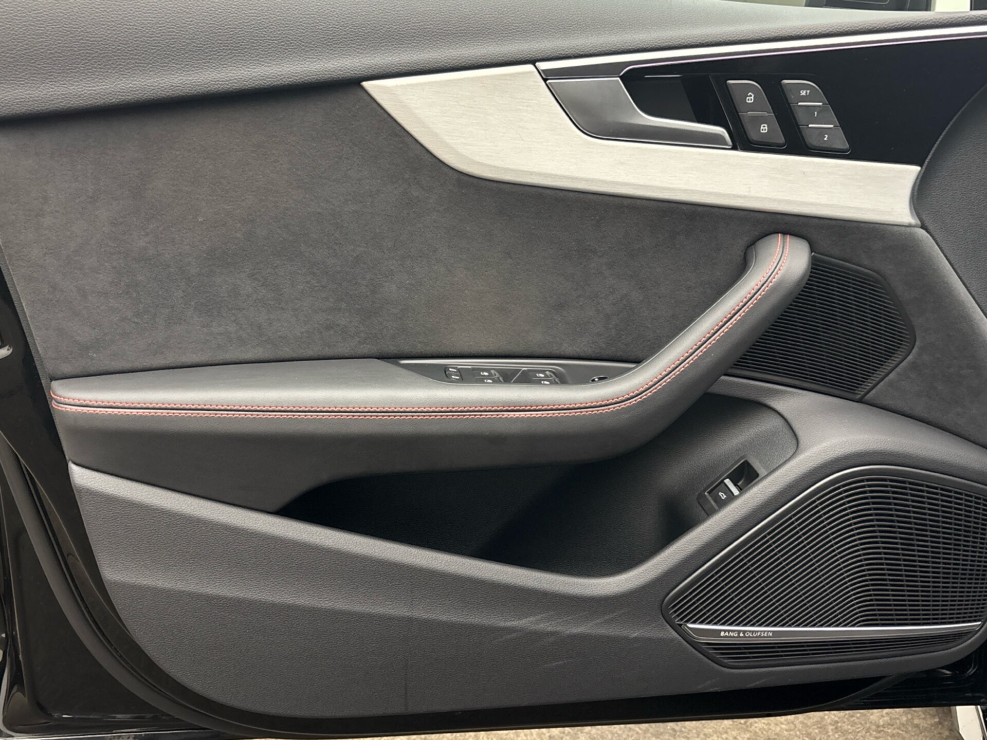 Audi A4 Avant S line