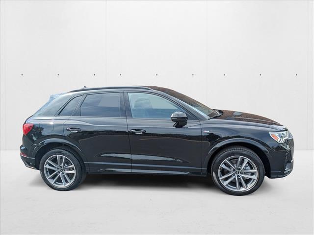 2025 AUDI Q3 - Image 4