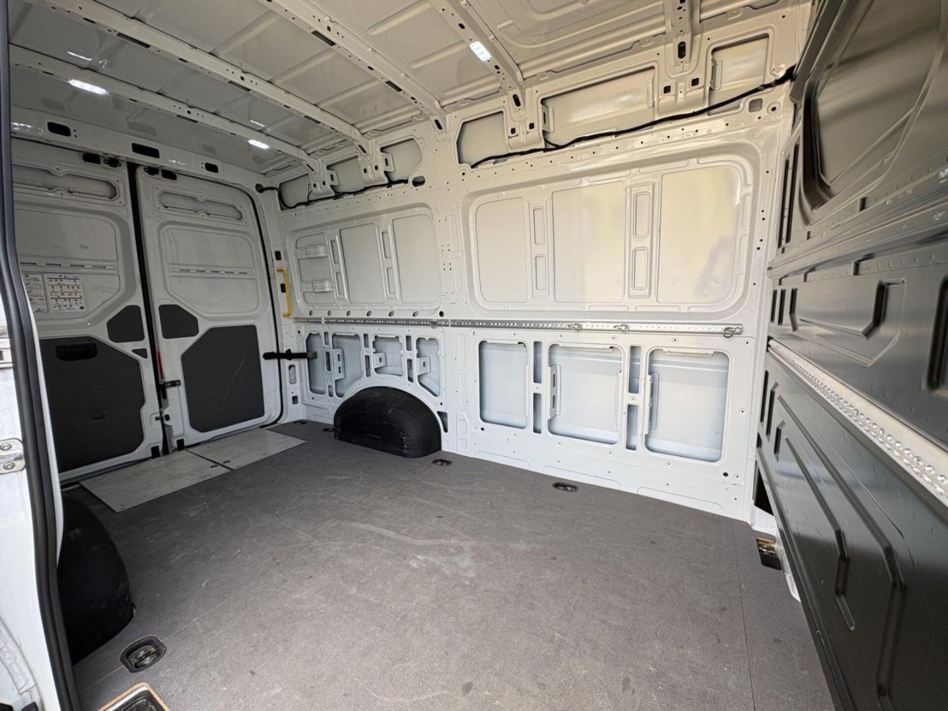 Volkswagen Crafter Kasten mittlerer Radstand