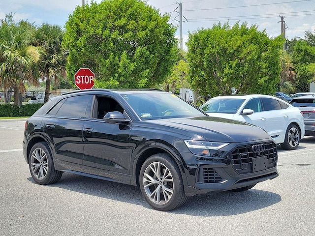 Photo of 2022 Audi Q8 