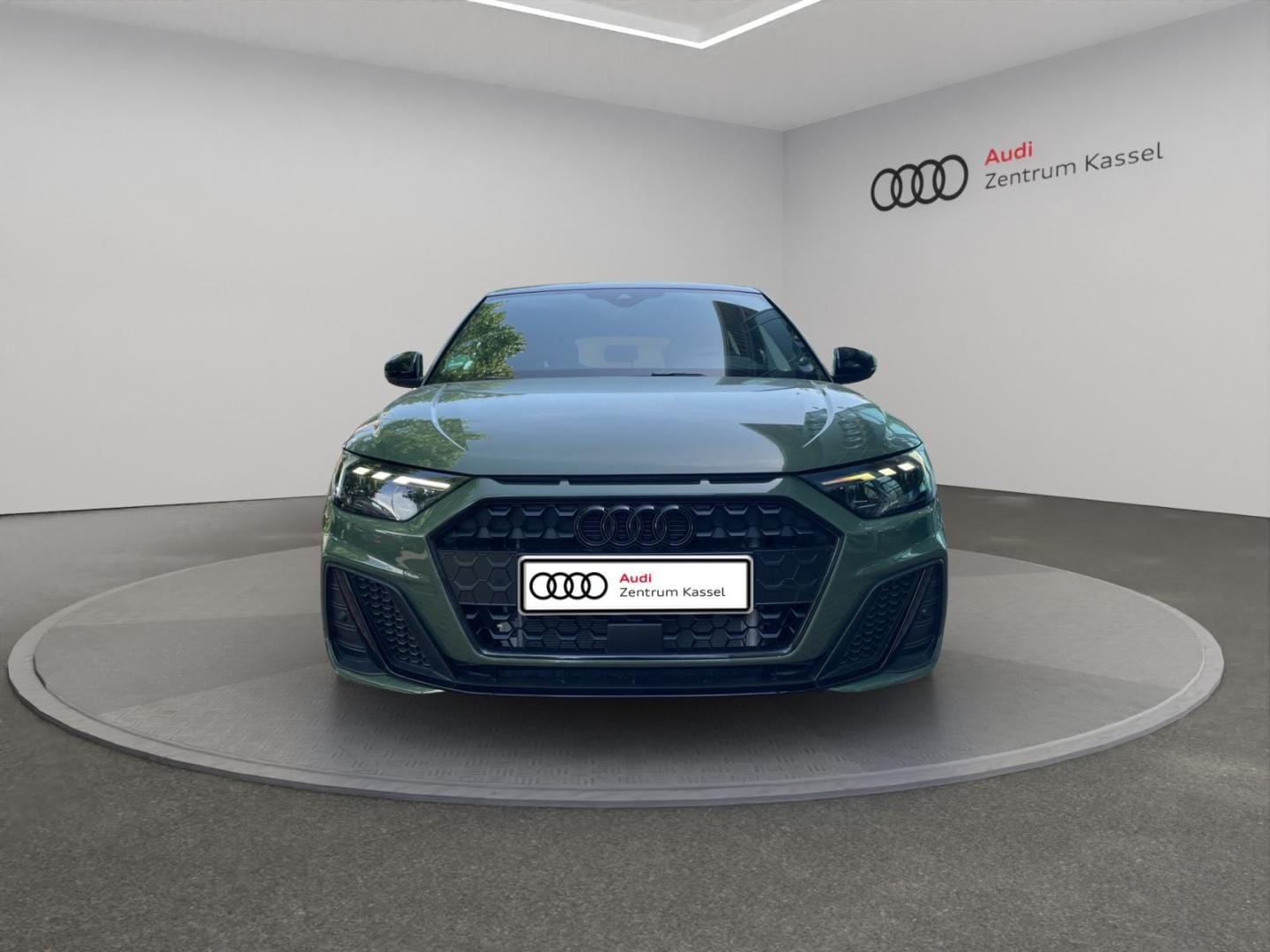 Bild über Audi A1 Sportback S line 30 TFSI S tronic - für weitere Informationen kontaktieren Sie den Audi Partner