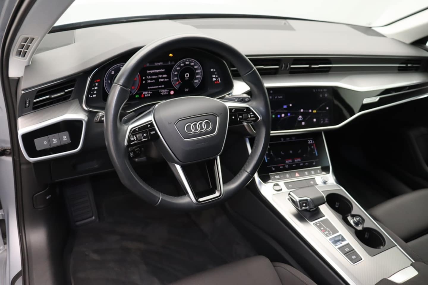 Bild über Audi A6 Avant advanced 40 TDI quattro S tronic - für weitere Informationen kontaktieren Sie den Audi Partner