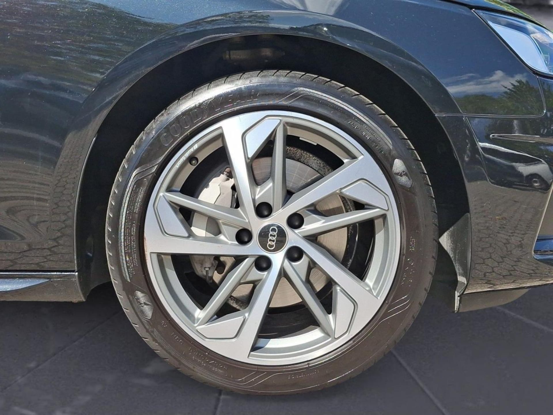 Audi A4 Avant Advanced