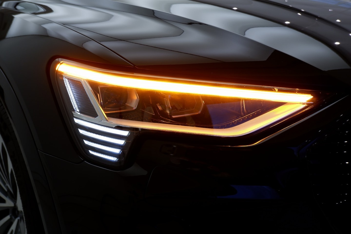 Audi e-tron Sportback 55 quattro S line 300,00 kW for more details contact your dealer