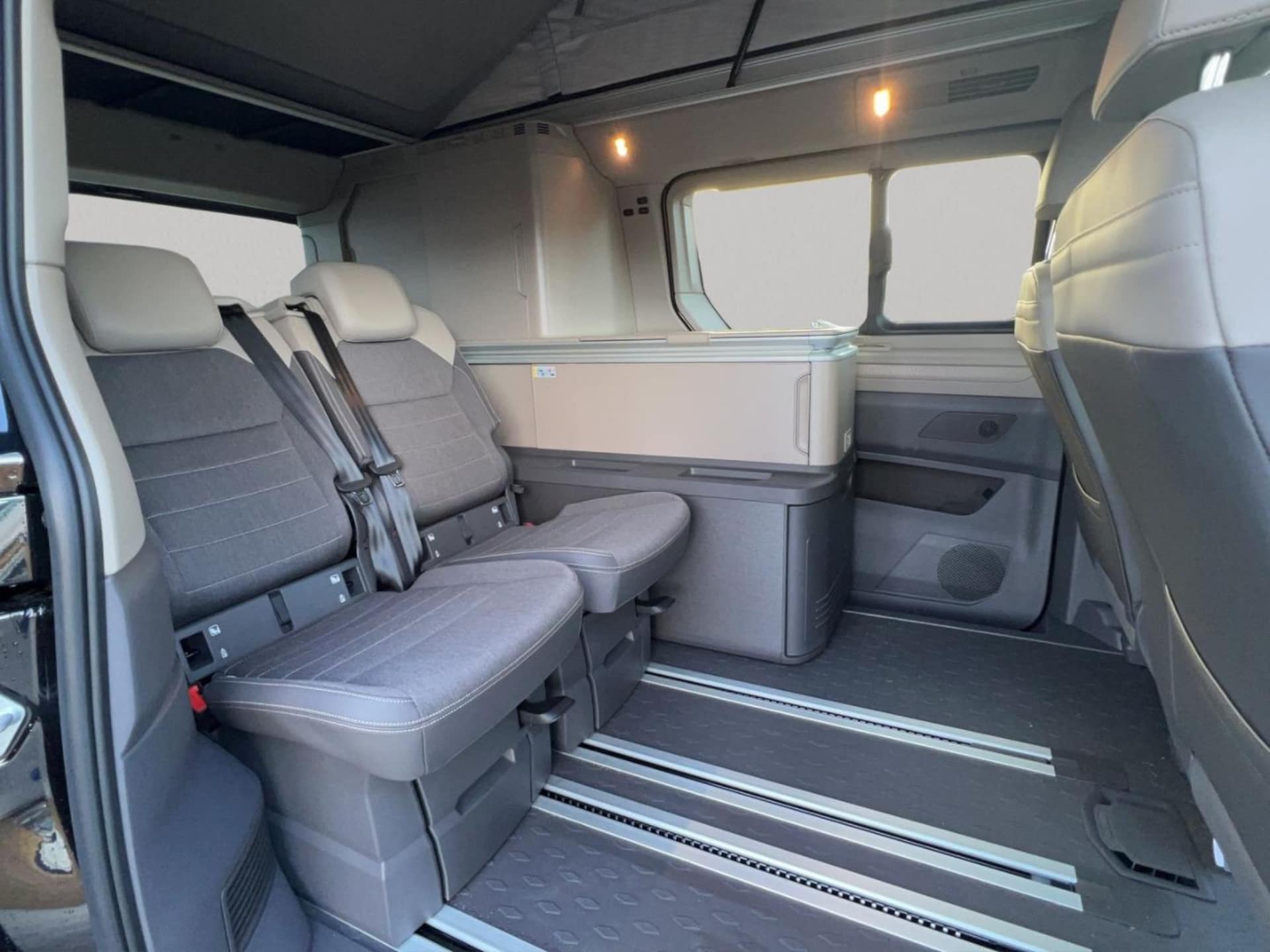 Volkswagen California Coast